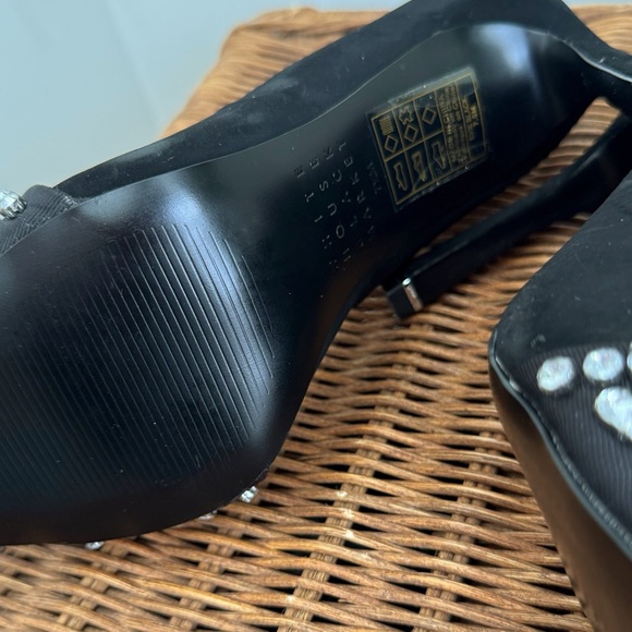 WHBM Black Suede Rhinestone Bow Heels | Size 7.5 | NWOB - Picture 6 of 8